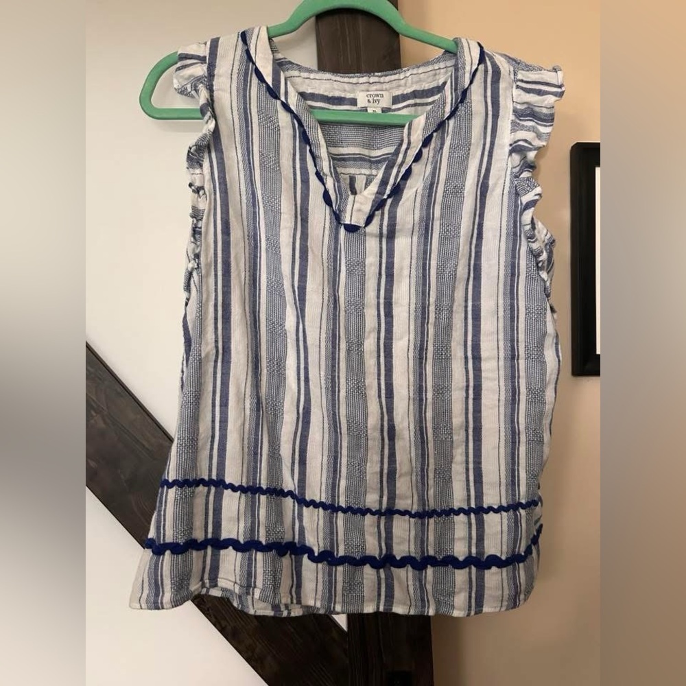 Crown & Ivy White and Blue RicRac Sleeveless Ruffled Blouse